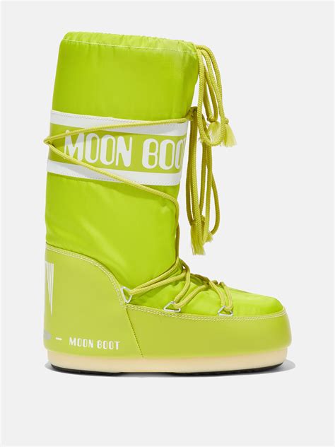 moonboots canada